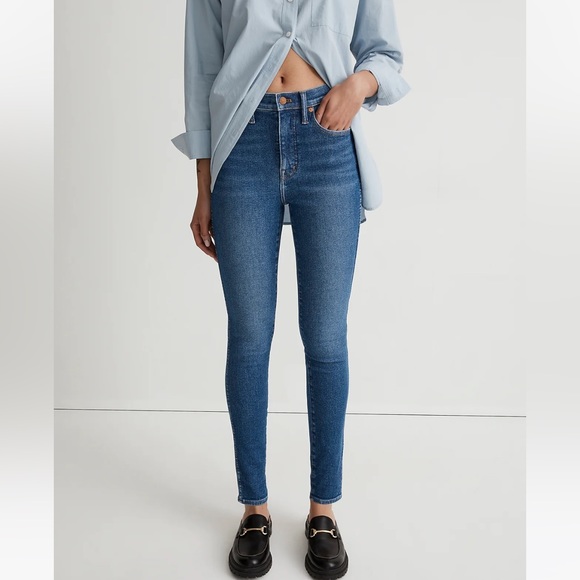 Madewell l0” HIGH-RISE SKINNY JEANS, EARDLEY WASH. Size 31P, worn. Super comfy - Picture 4 of 12